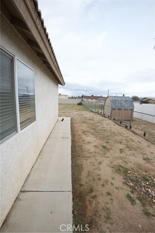 17482 Walnut, Hesperia, CA 92345