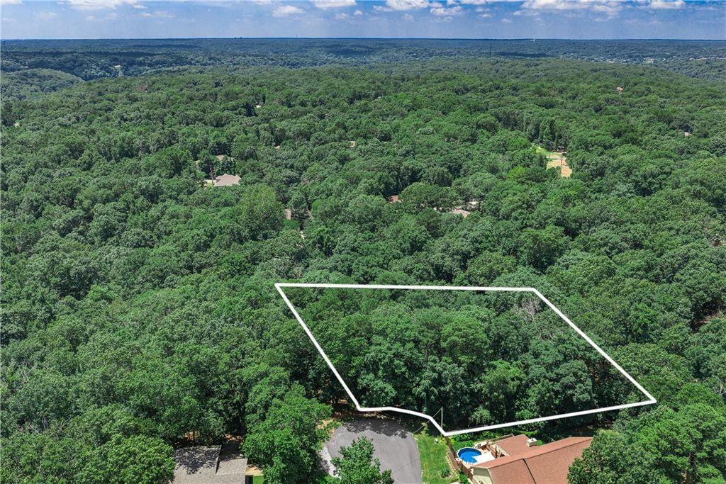 Lot 2 Saint Neots Lane, Bella Vista, AR 72714
