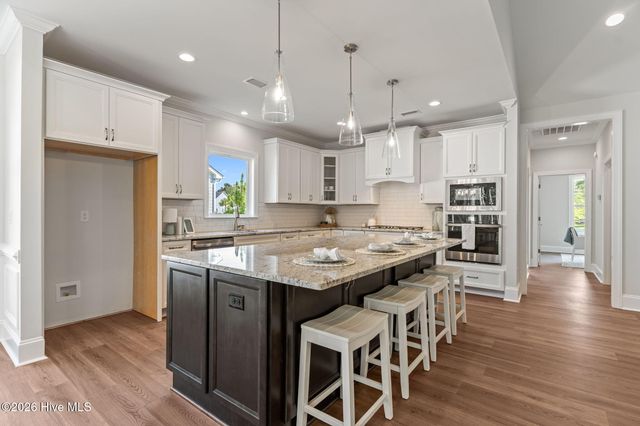 575 Stanwood Drive SE, Bolivia, NC 28422