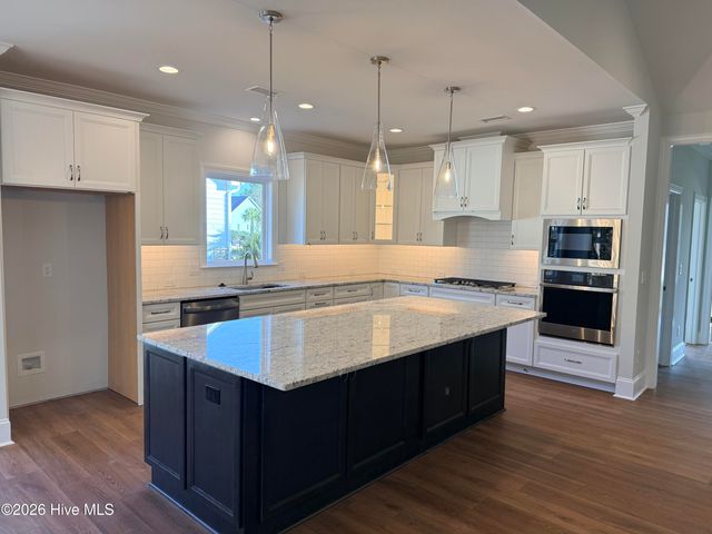 575 Stanwood Drive SE, Bolivia, NC 28422