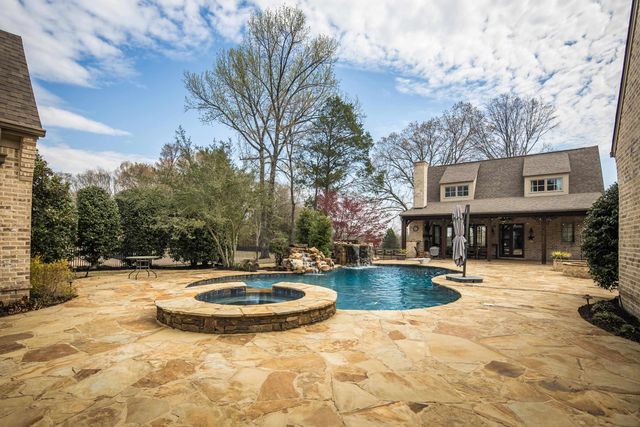 255 RIDGEWOOD DR, Piperton, TN 38017