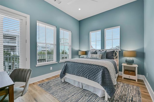 3823 Conch, Galveston, TX 77554