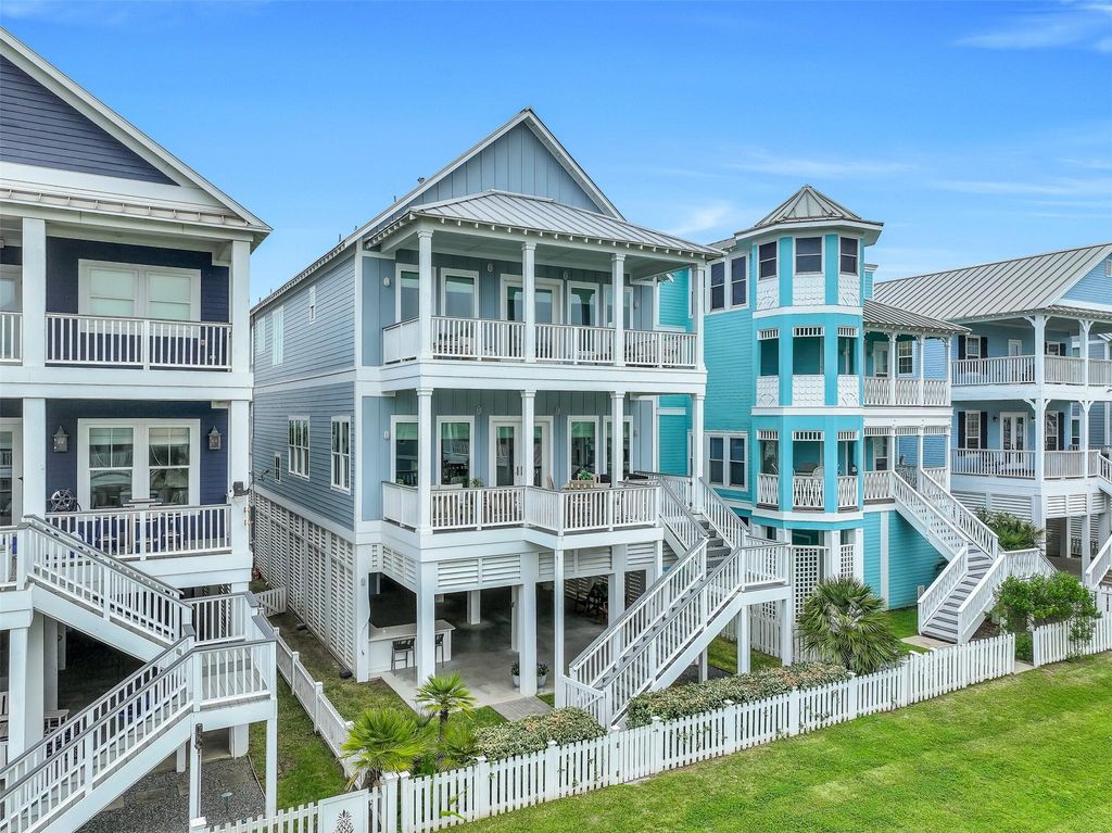 3823 Conch, Galveston, TX 77554