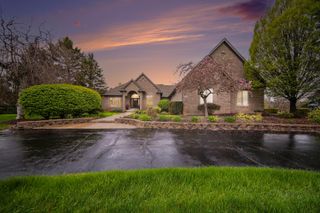 1835 Brookview Drive, Saline, MI 48176