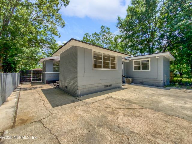 5334 MAYS Drive, Jacksonville, FL 32209