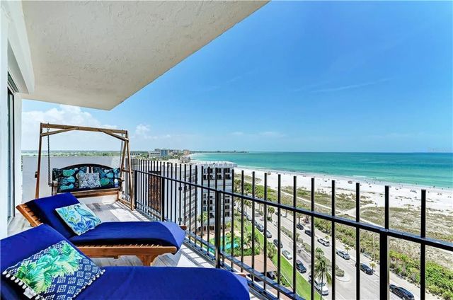 1 BENJAMIN FRANKLIN DRIVE 3, Sarasota, FL 34236