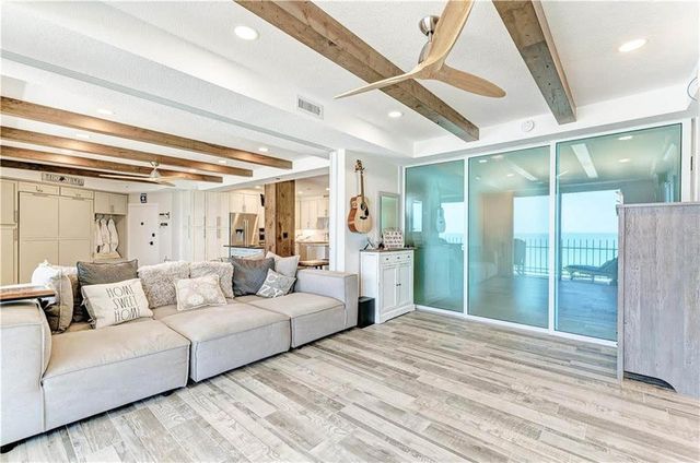 1 BENJAMIN FRANKLIN DRIVE 3, Sarasota, FL 34236