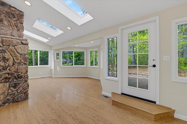 16800 Scott Way, Grass Valley, CA 95949