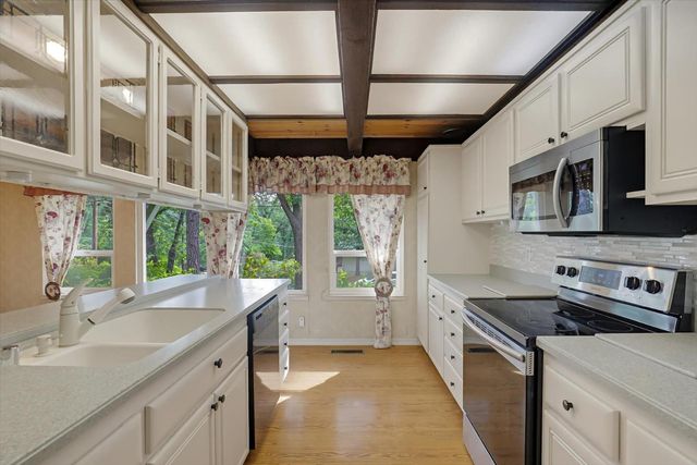 16800 Scott Way, Grass Valley, CA 95949