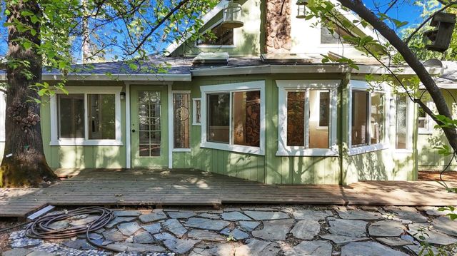 16800 Scott Way, Grass Valley, CA 95949