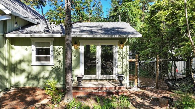 16800 Scott Way, Grass Valley, CA 95949