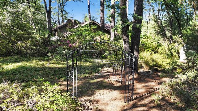 16800 Scott Way, Grass Valley, CA 95949