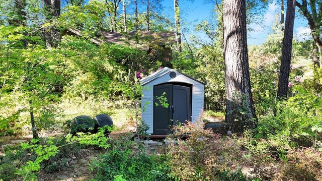 16800 Scott Way, Grass Valley, CA 95949