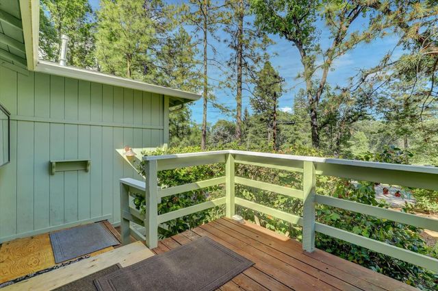 16800 Scott Way, Grass Valley, CA 95949