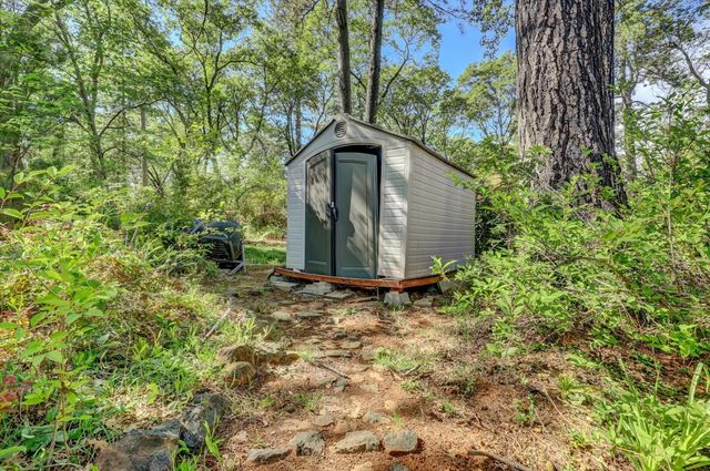16800 Scott Way, Grass Valley, CA 95949
