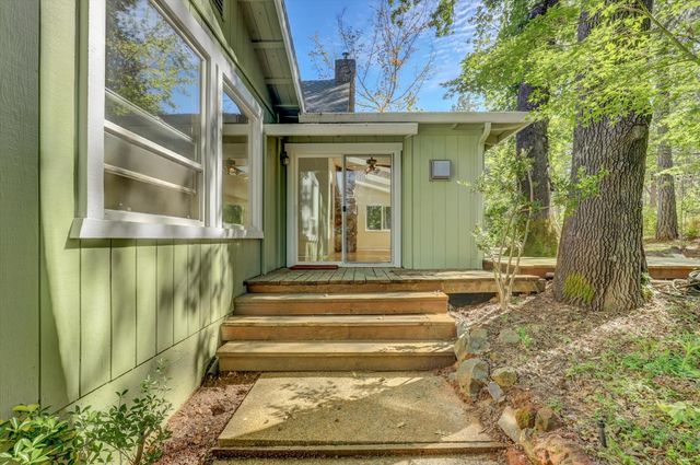 16800 Scott Way, Grass Valley, CA 95949