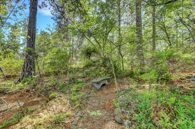16800 Scott Way, Grass Valley, CA 95949