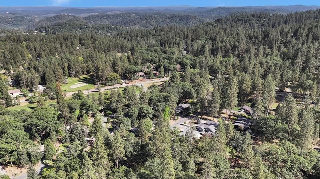 16800 Scott Way, Grass Valley, CA 95949