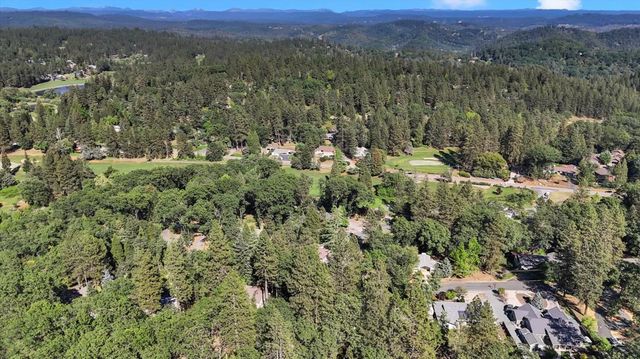 16800 Scott Way, Grass Valley, CA 95949