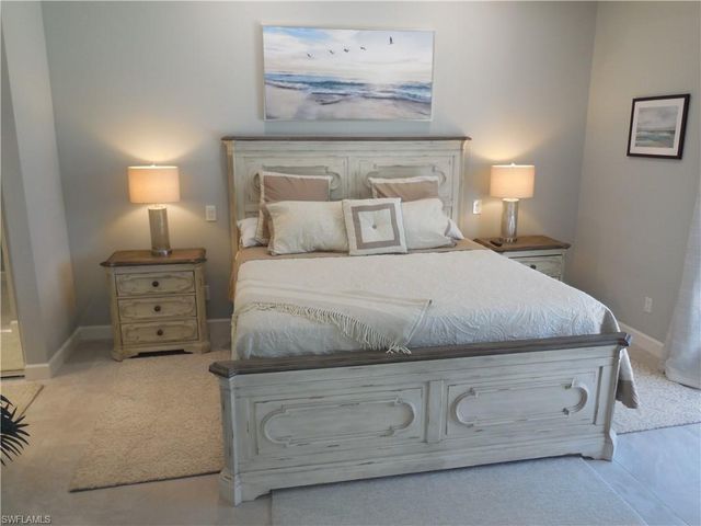3900 Valentia WAY, Naples, FL 34119