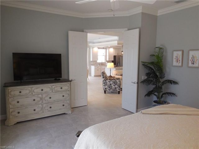 3900 Valentia WAY, Naples, FL 34119