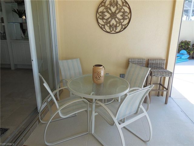 3900 Valentia WAY, Naples, FL 34119