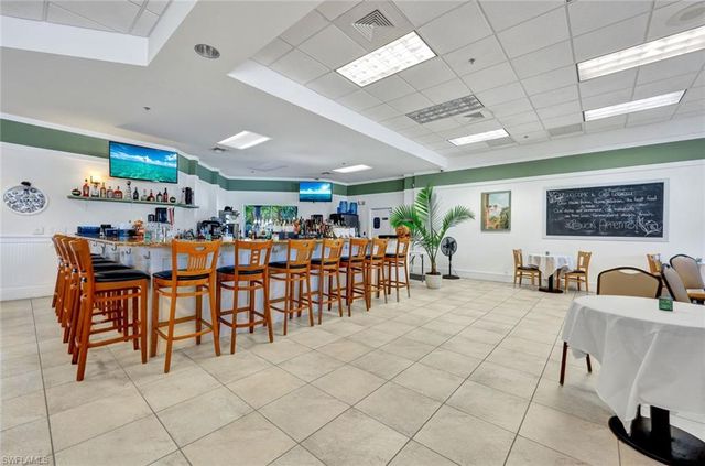 3900 Valentia WAY, Naples, FL 34119