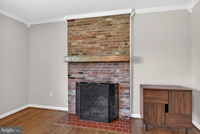 6727 NEWINGTON RD, Lorton, VA 22079
