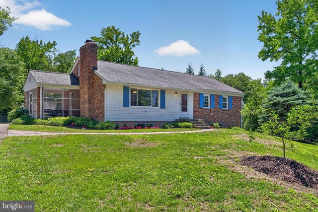 6727 NEWINGTON RD, Lorton, VA 22079
