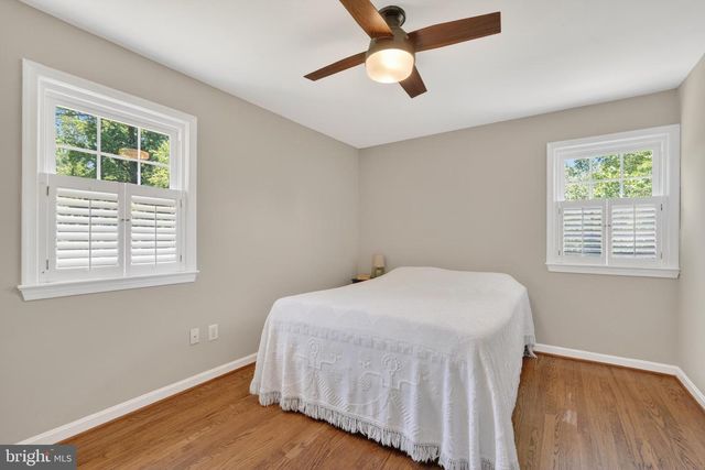 6727 NEWINGTON RD, Lorton, VA 22079