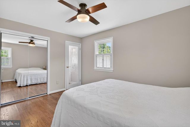 6727 NEWINGTON RD, Lorton, VA 22079