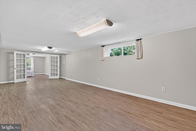 6727 NEWINGTON RD, Lorton, VA 22079