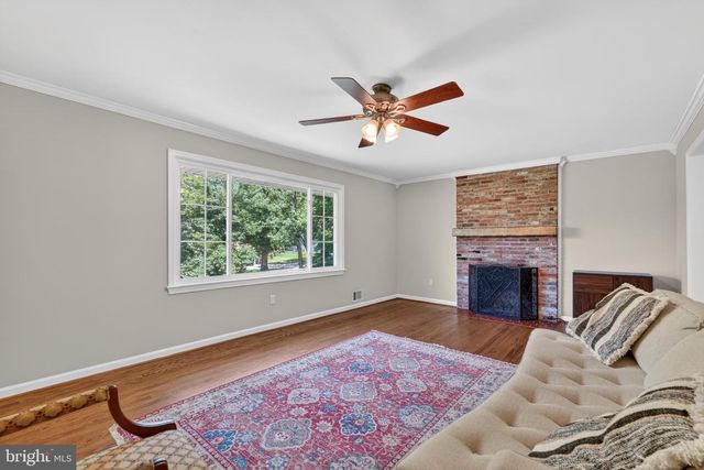 6727 NEWINGTON RD, Lorton, VA 22079