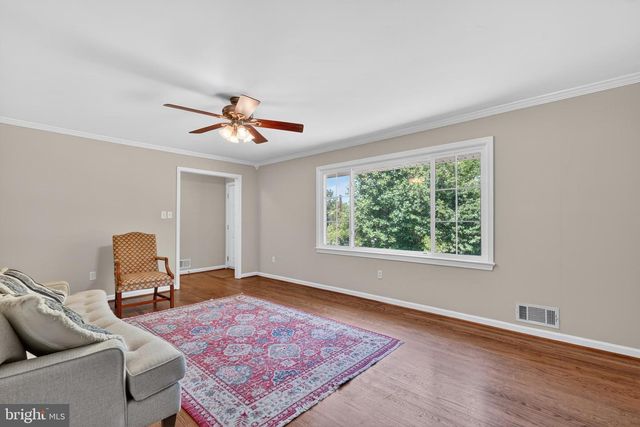 6727 NEWINGTON RD, Lorton, VA 22079