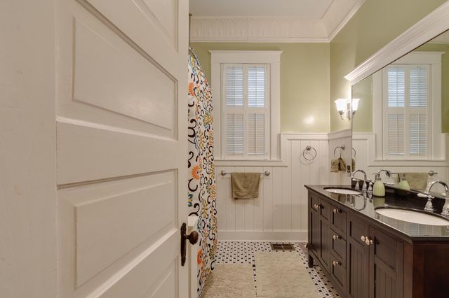 1764 LINDEN AVE, Memphis, TN 38104