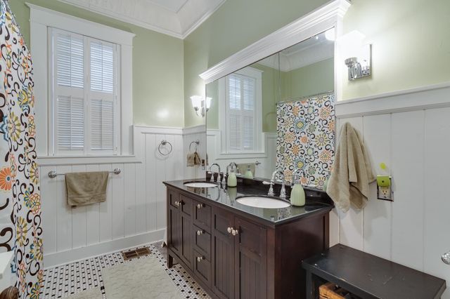 1764 LINDEN AVE, Memphis, TN 38104