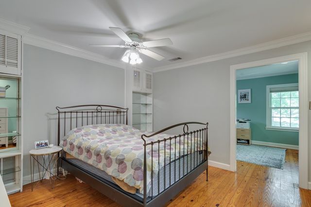 1764 LINDEN AVE, Memphis, TN 38104