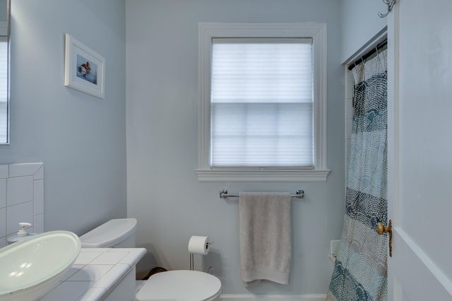 1764 LINDEN AVE, Memphis, TN 38104