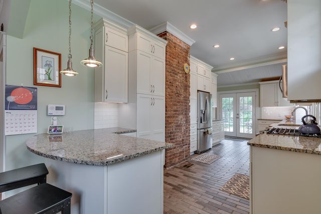 1764 LINDEN AVE, Memphis, TN 38104