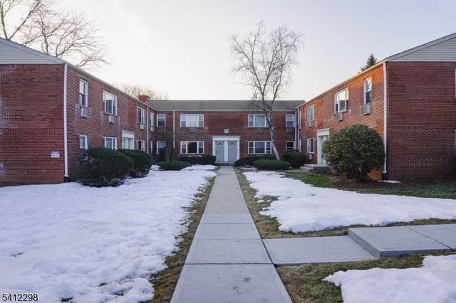 72 Fox Rd 1B, Edison Twp., NJ 08817