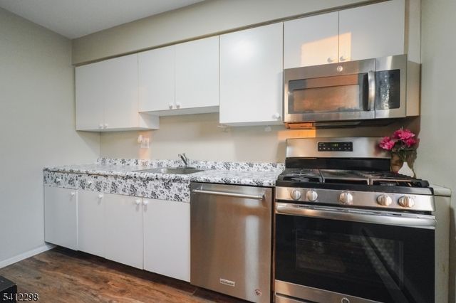 72 Fox Rd 1B, Edison Twp., NJ 08817