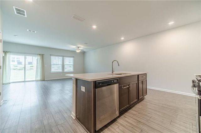 1412 Villageside Court, Lawrenceville, GA 30043