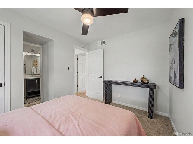 939 Terry St, Golden, CO 80401