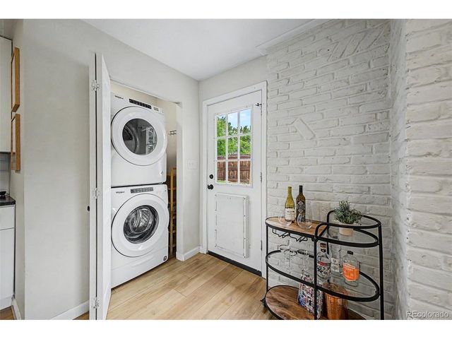 939 Terry St, Golden, CO 80401