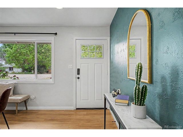 939 Terry St, Golden, CO 80401