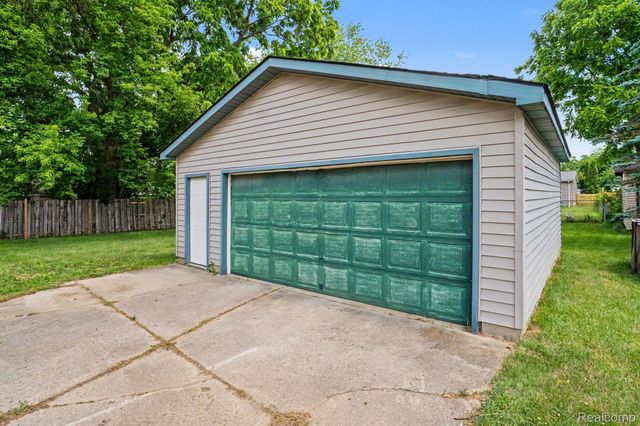 821 Isham Street, Owosso, MI 48867