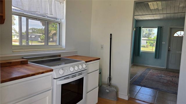 3373 LUCERNE TERRACE, Port Charlotte, FL 33952