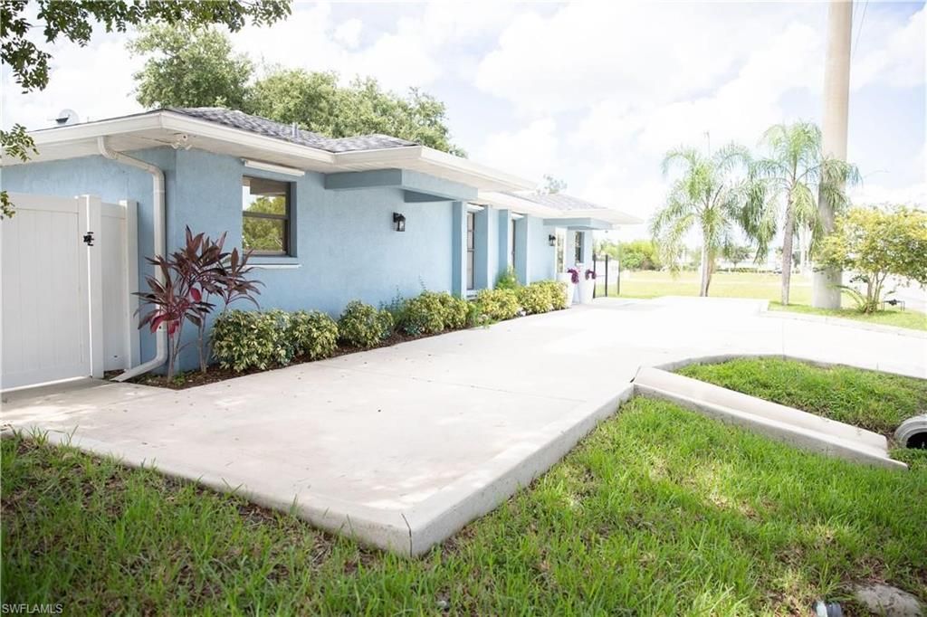 2826 Santa Barbara BLVD, CAPE CORAL, FL 33914 — photo 4