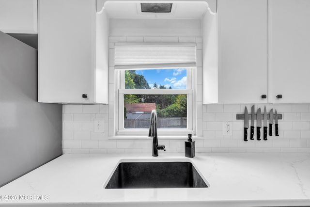 52 Bannard Street, Freehold, NJ 07728