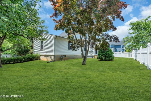 52 Bannard Street, Freehold, NJ 07728